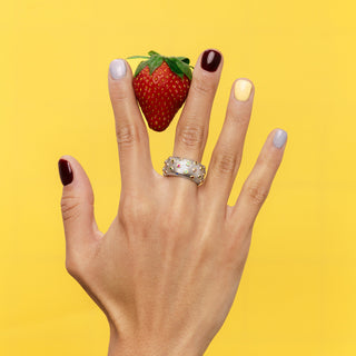 Kombinierte Maniküre mit Simple Design